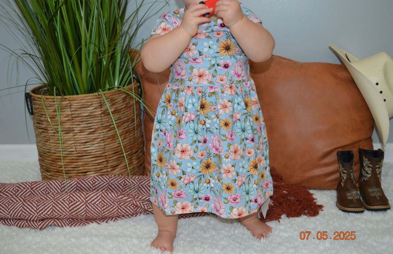 Little girl Ruffle Jumper