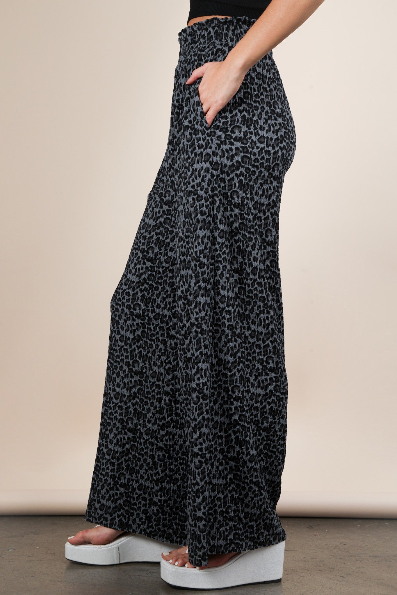 Leopard Print Wide Legged Pleated Pants Women's