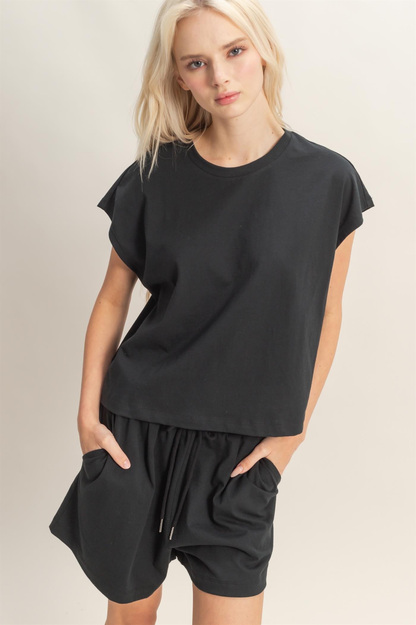 Capped Sleeve Boxy Top and Short Set in Black