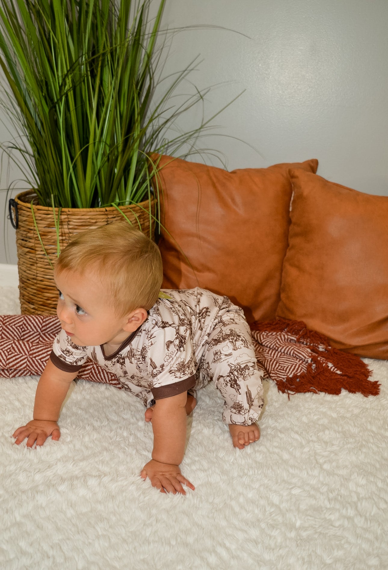 Little girl Ruffle Jumper