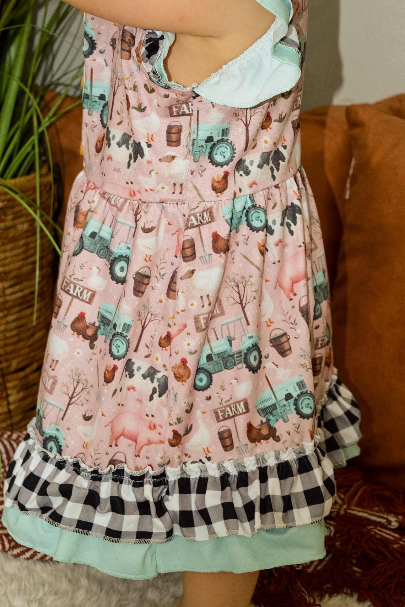 Little girl Ruffle Jumper