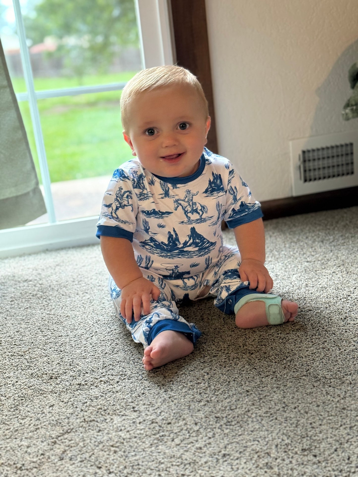 Little girl Ruffle Jumper