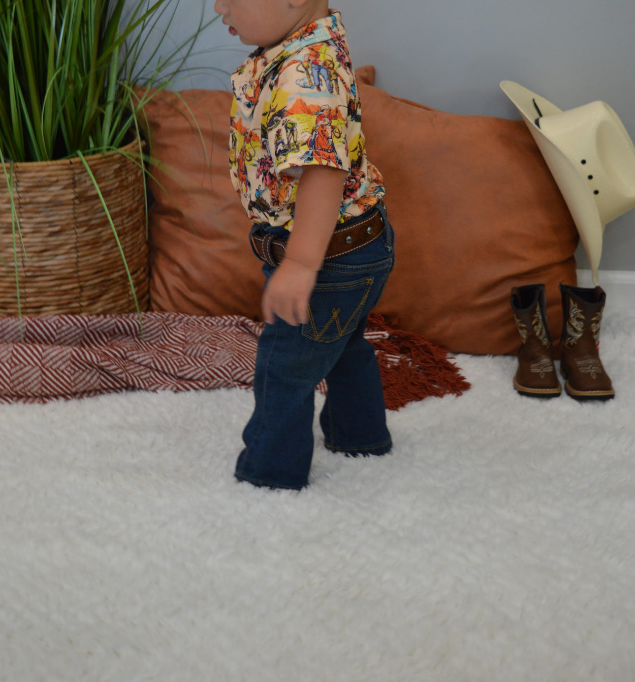 Little girl Ruffle Jumper