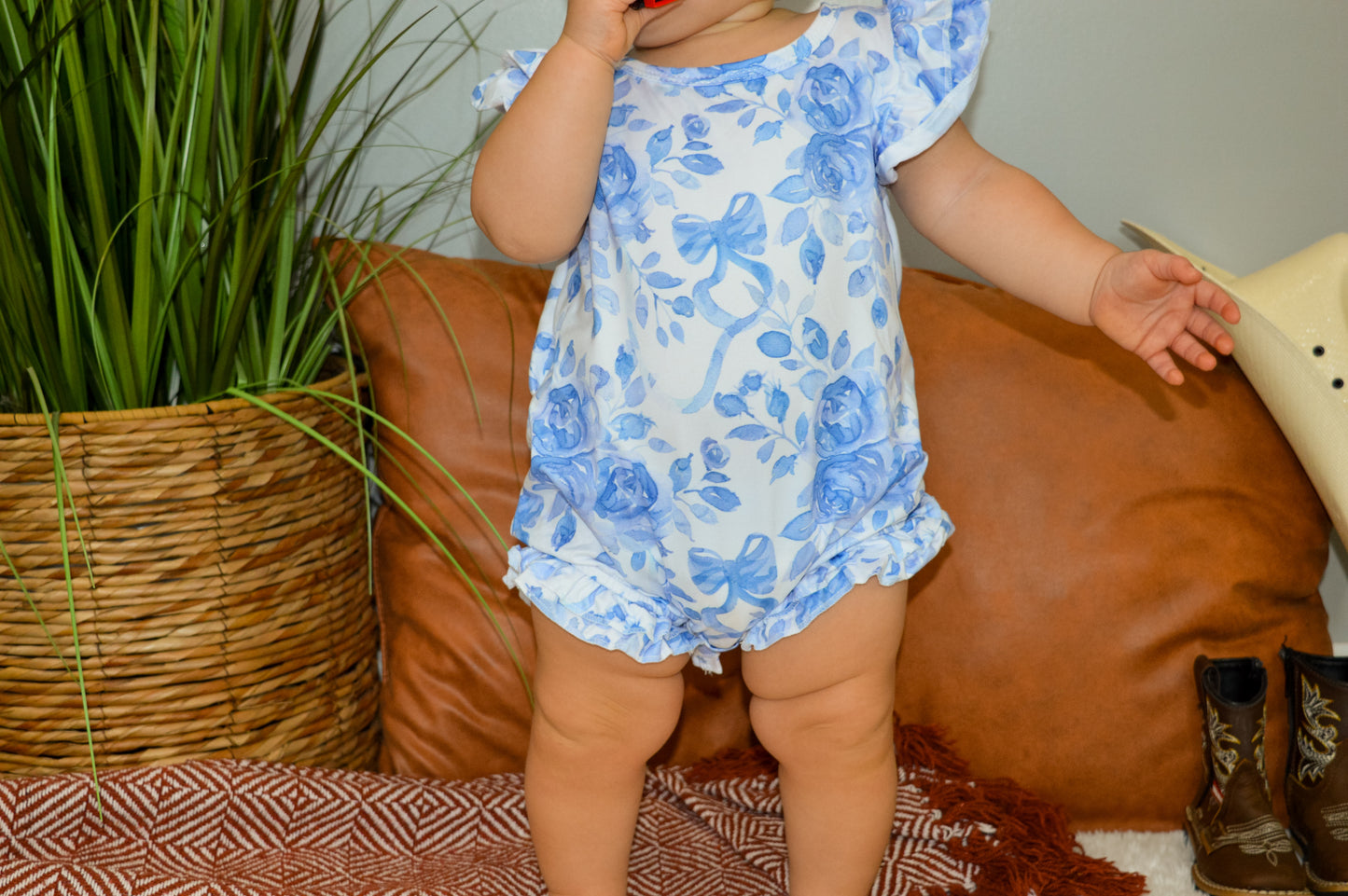 Little girl Ruffle Jumper