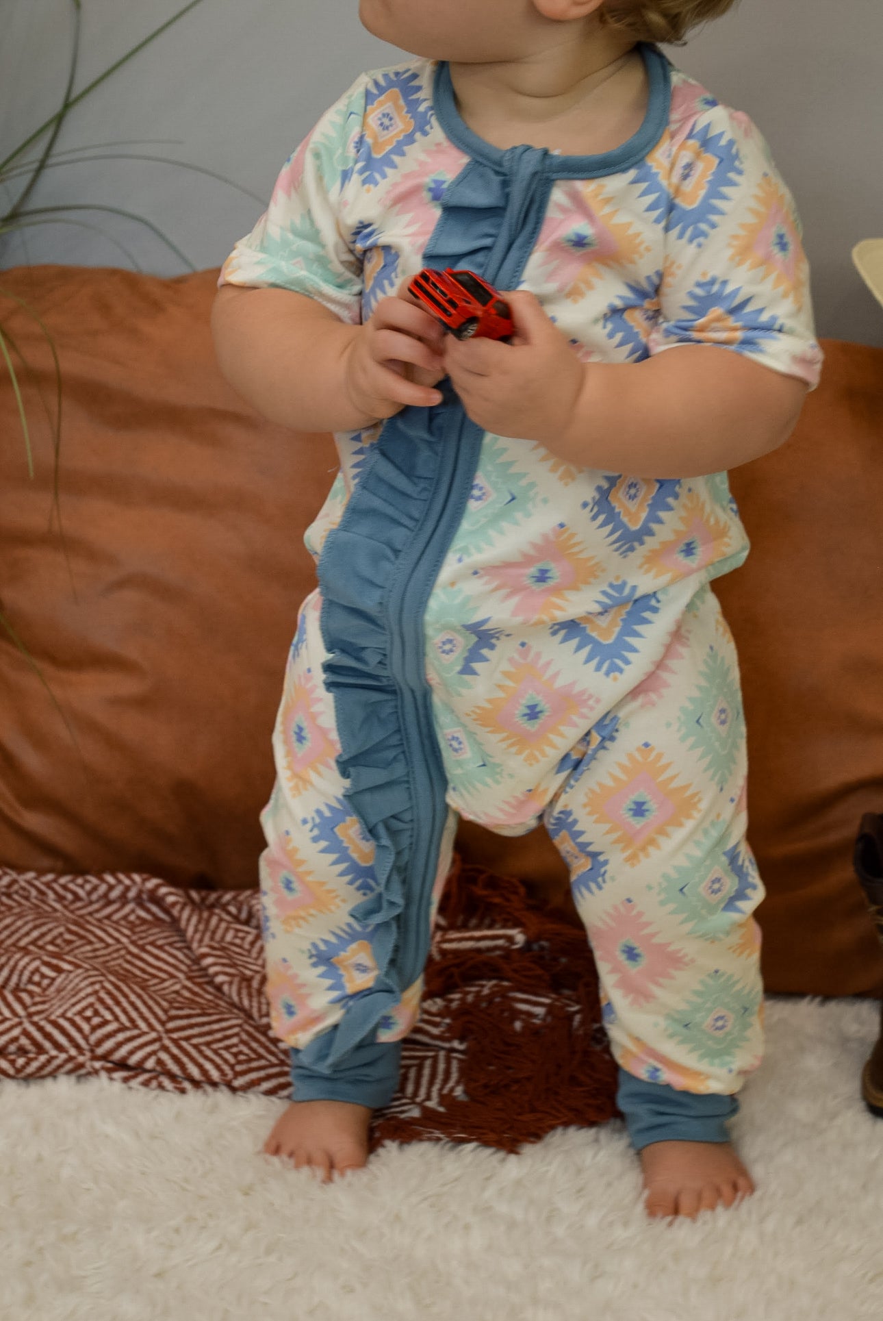 Little girl Ruffle Jumper