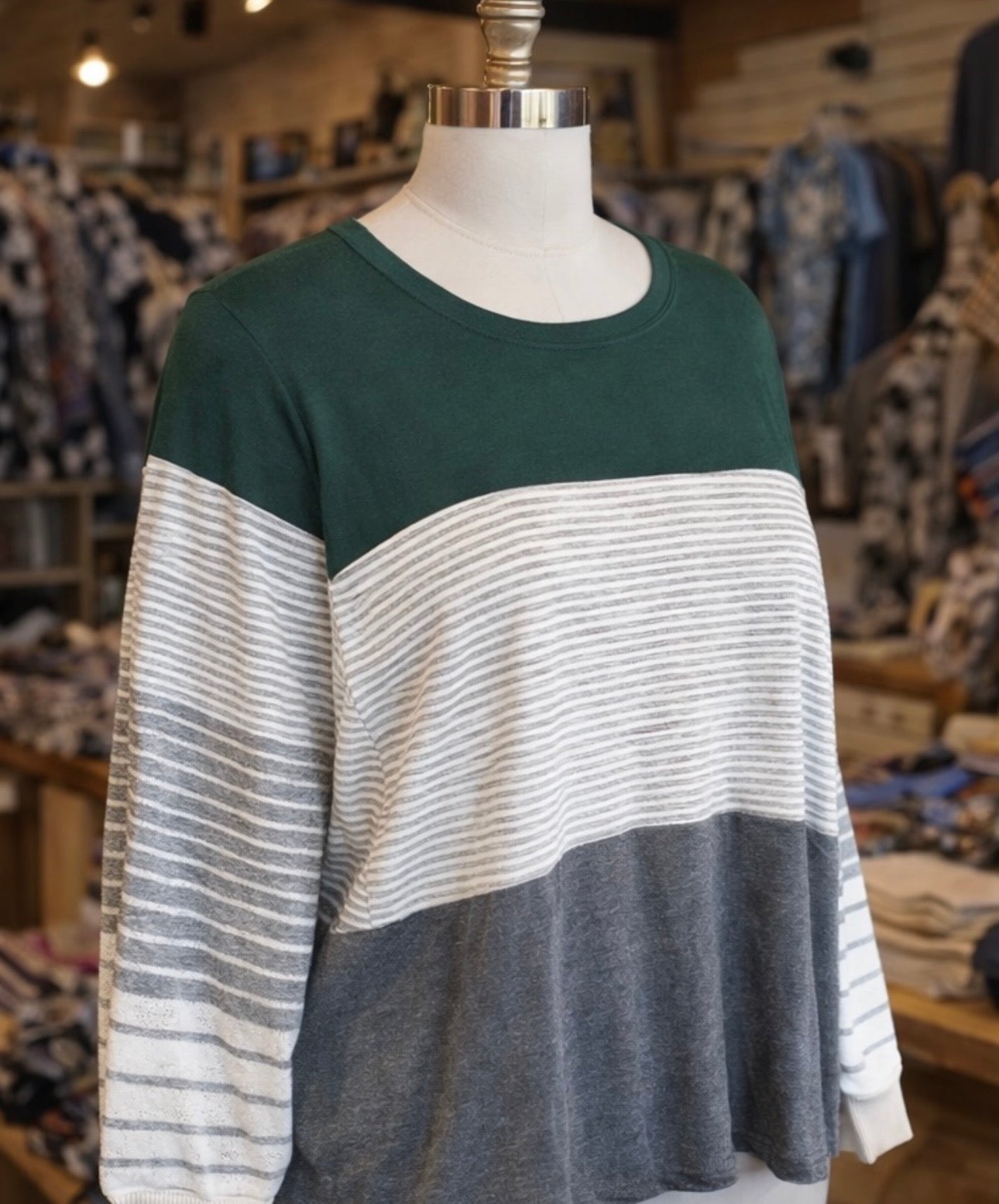 Adrian Top A1015
