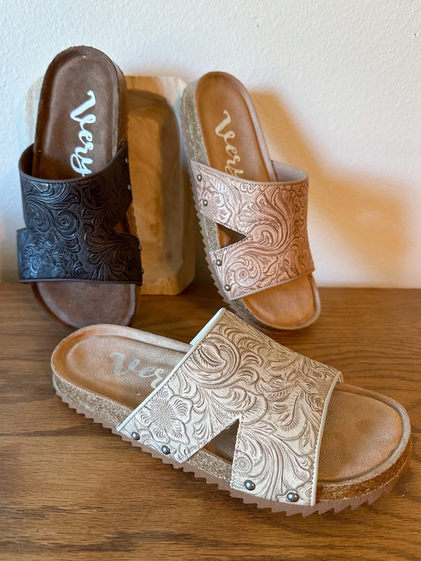 Very G Jordyn Sandal